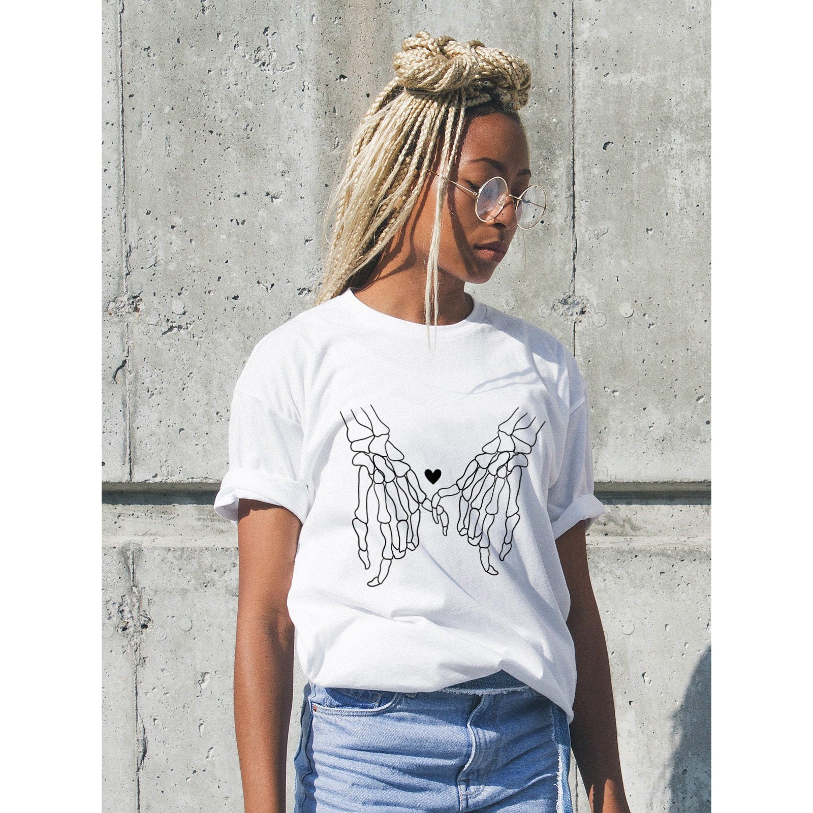 Skellie hands Tshirt